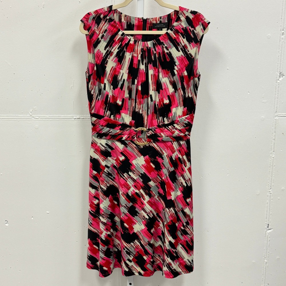 Tahari Arthur S Levine Pink Abstract Print Sheath Dress Gold Ring Detail Size 6